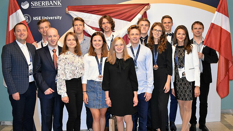 Latvijas jaunieši starptautiskajā ekonomikas olimpiādē ieguvuši sešas medaļas!